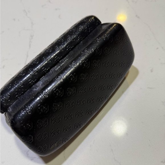 Guess Women's Y2K Vintage 2008 Sunglasses - Picture 9 of 10